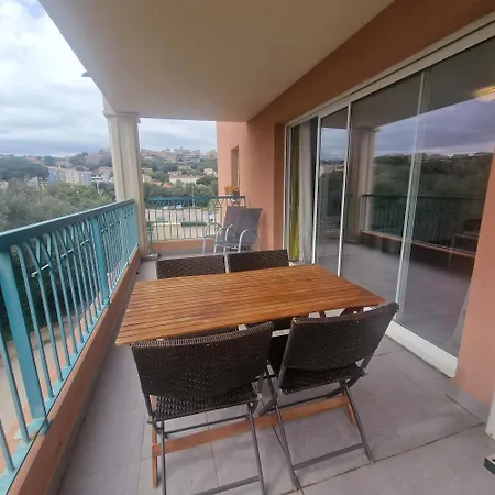 Apartment Agreable Sur Le Port De Vecchio *